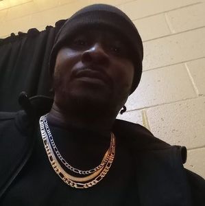 Meet your Posher, Devin